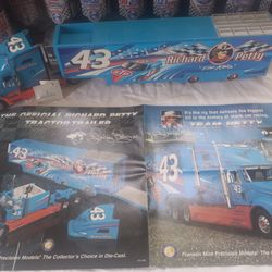 Richard Petty Franklin Mint Tractor And Trailer
