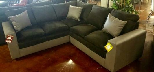 $550 Grey sectional