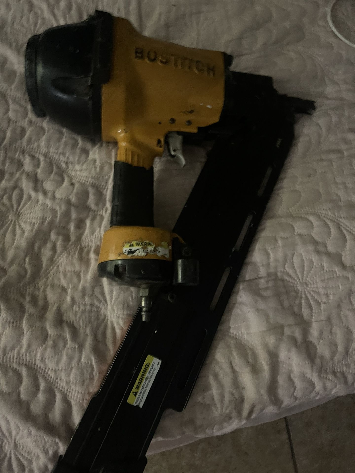 BOSTITCH nail Gun