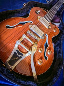 RARE RARE Limited Edition Wildkat Koa With Hard Shell Case by gibson electric guitar 6 string Bigsby