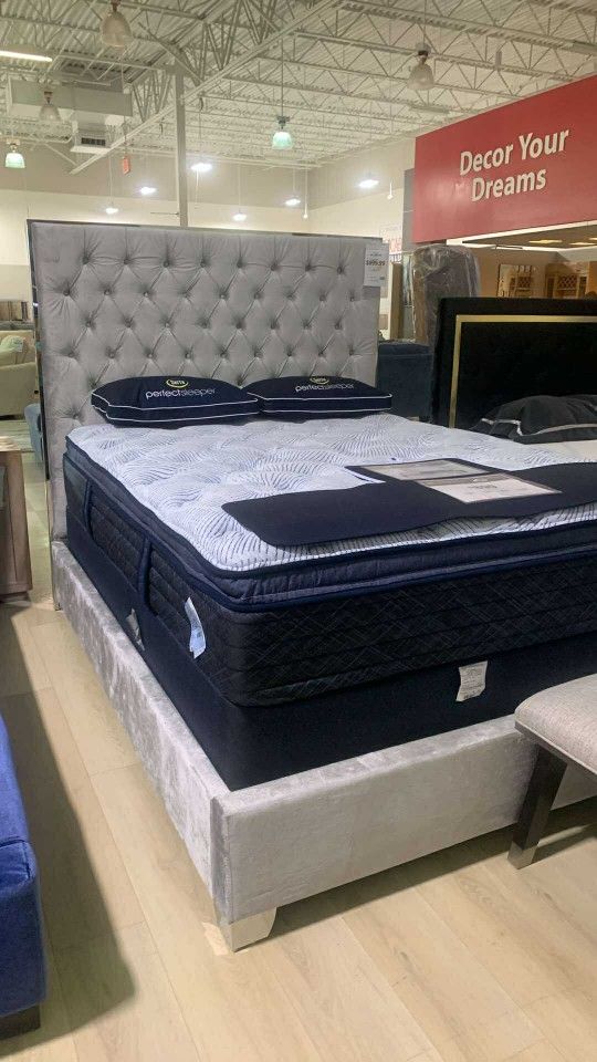 AP๐ Gray Queen Bed // Financing & Delivery