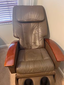 Human Touch HT-136 Massage Chair - $525 OBO