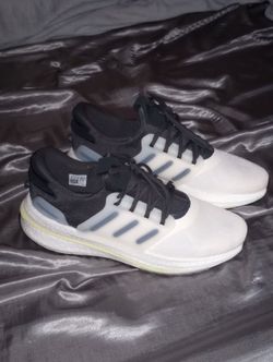 Adidas Explr Boost Size 12