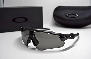 Oakley Radar Sunglasses