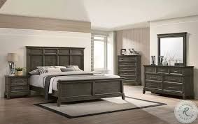 Brand New Elegant Paneled Wood Houston Bedroom Set 