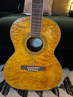 Fender FSR MA-MB Acoustic Guitar – Beautiful Quilted Maple Finish