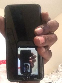 iPhone 8 forsale like new condition