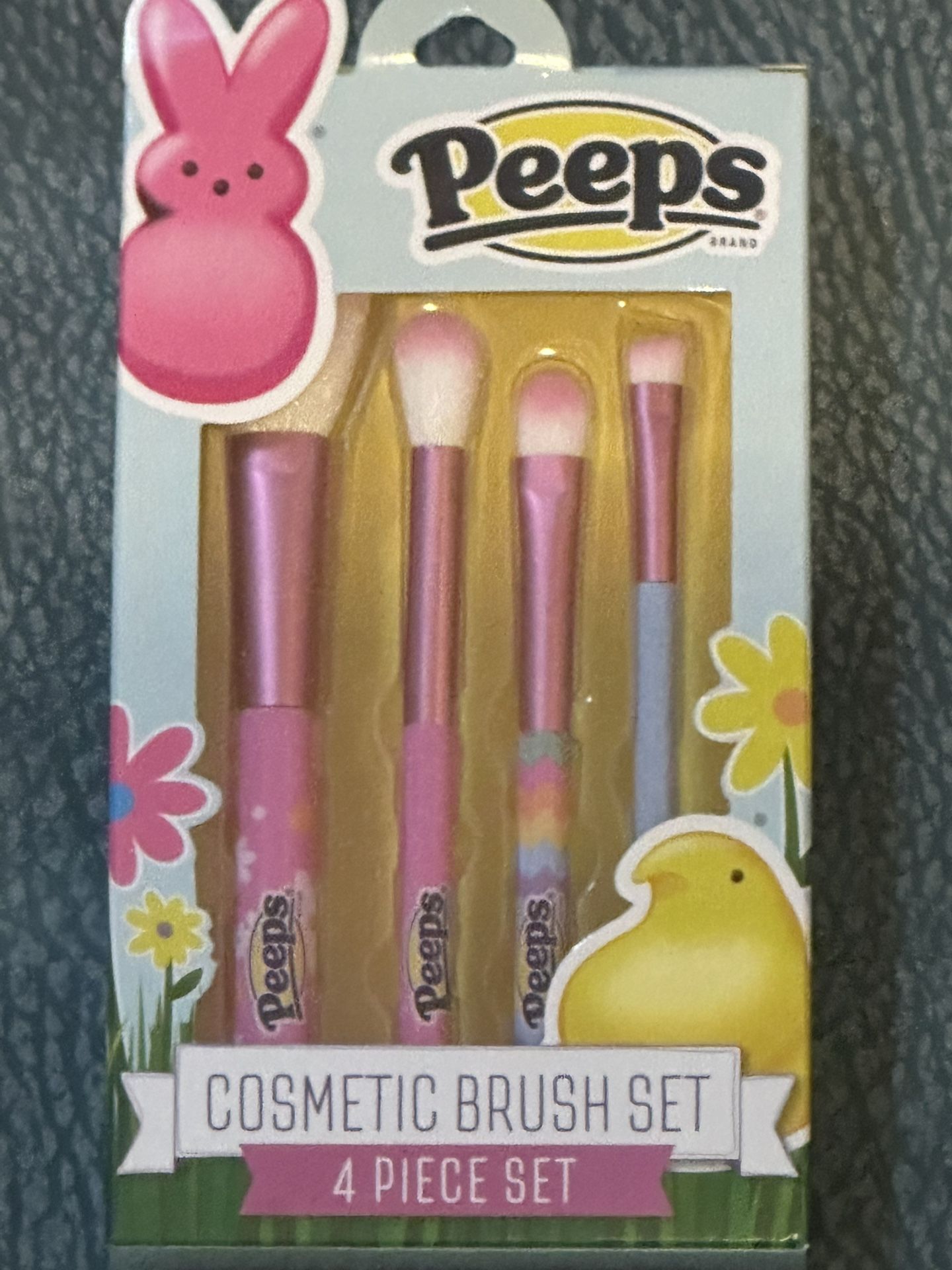 Peeps makeup brush set