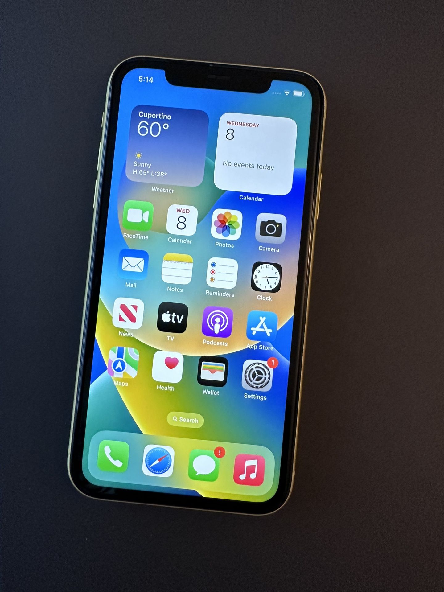 Iphone 11 Yellow 64GB ANY CARRIER YELLOW