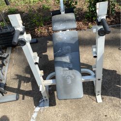 Weight bench