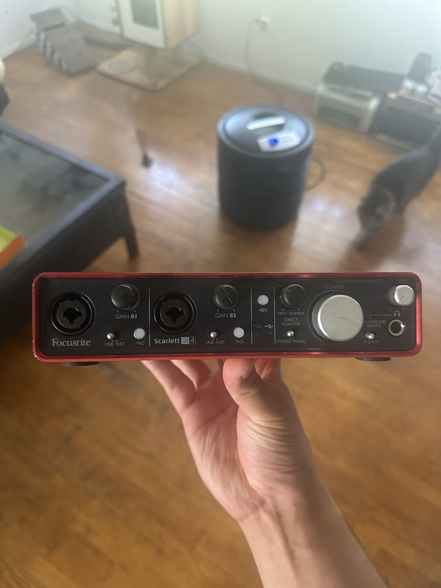 Focusrite Scarlett 2i4