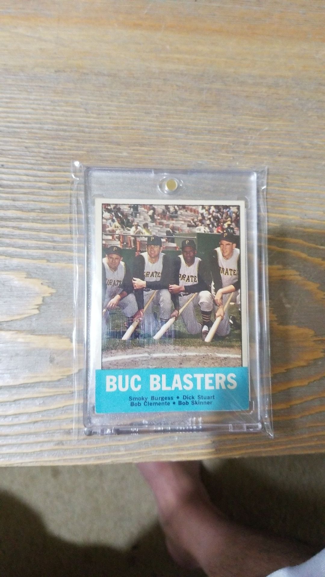 Baseball card- 1963 Roberto Clemente buc blasters