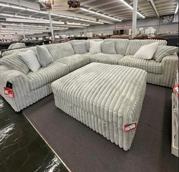 Take Home Pay Later Only $39 Down Payment 🌟L Shaped Modular Oversize Corduroy Sectional Couch Set