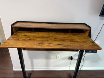 Standing desk