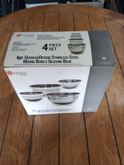 Four piece German design stainless steel mixing bowl silicone base