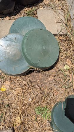 Heavy-Duty Forest Green Commercial Plant Saucers