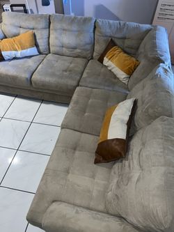 Large Sectional Tan/Beige