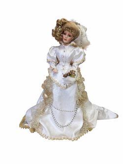 Franklin Mint Kristina The First Annual Gibson Girl Christmas Heirloom Doll