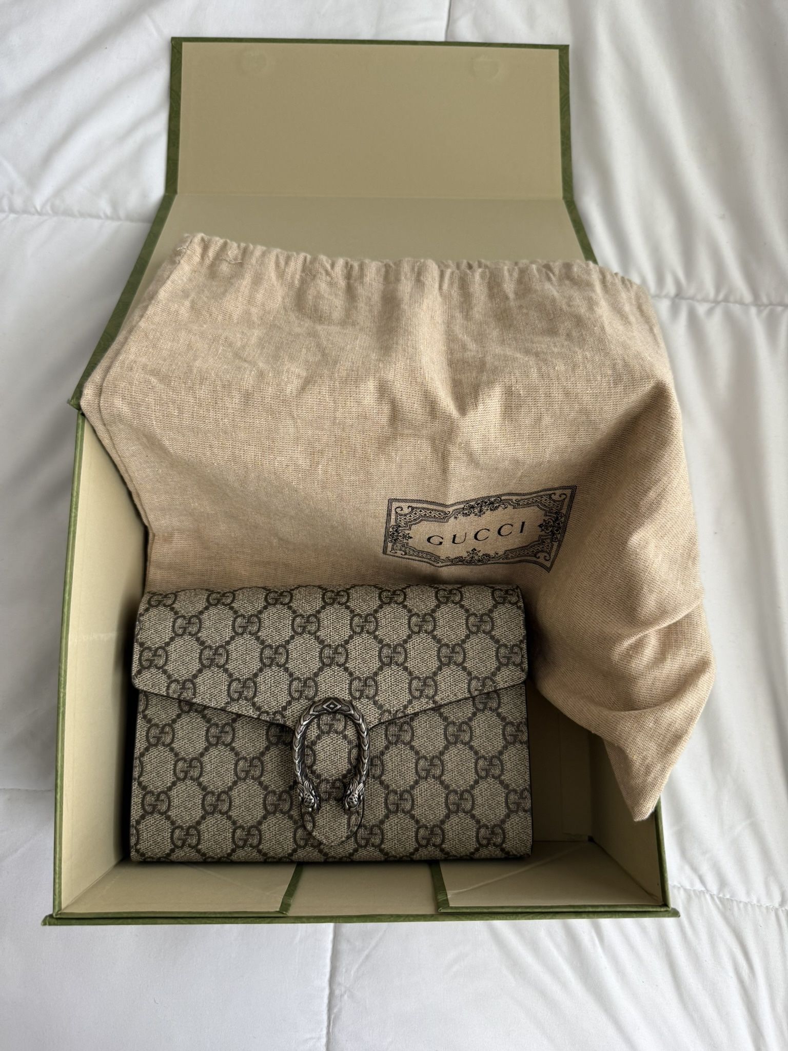 Gucci Dionysus GG Supreme Chain Wallet