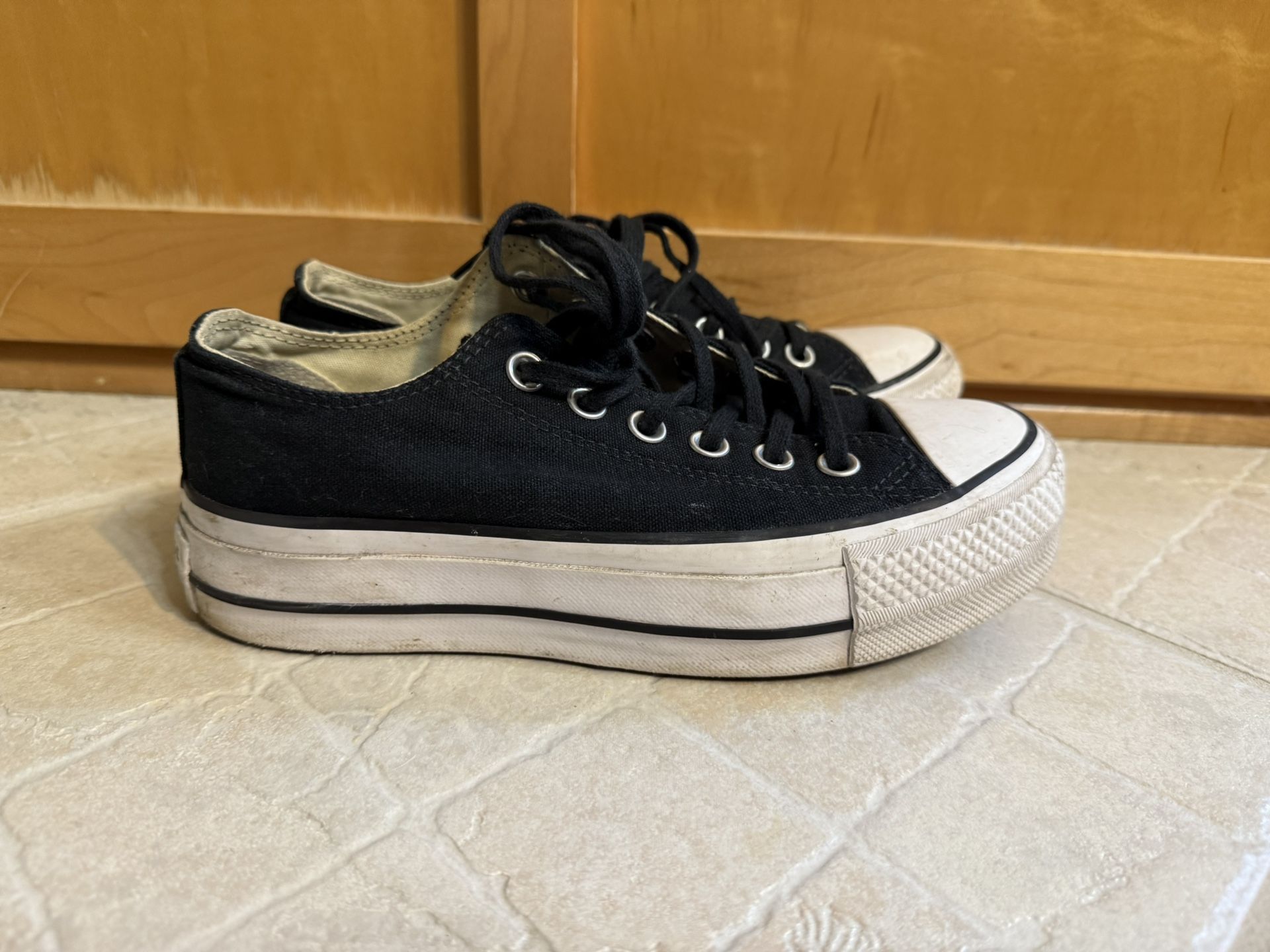 Women’s Platform Converse