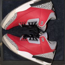 Jordan 4 (Size 8.5)