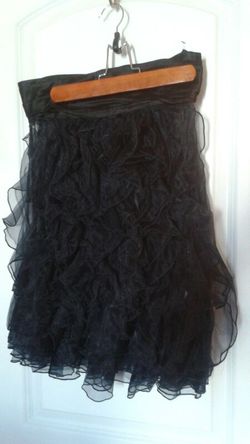 Skirt size s