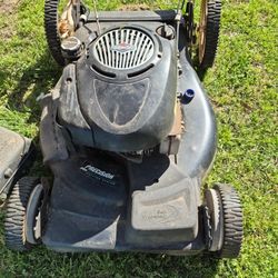 Craftsman Self Propelled Lawnmower 