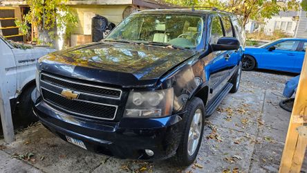2007 Chevy SUBURBAN LTZ 1500 4X4  198K