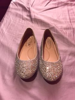 Girls shoes size 1