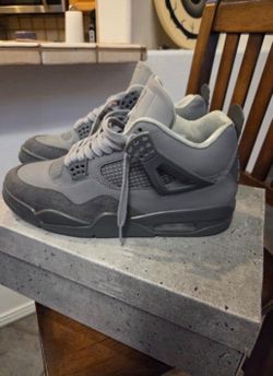 Jordan 4 Wet Cement. Size 10