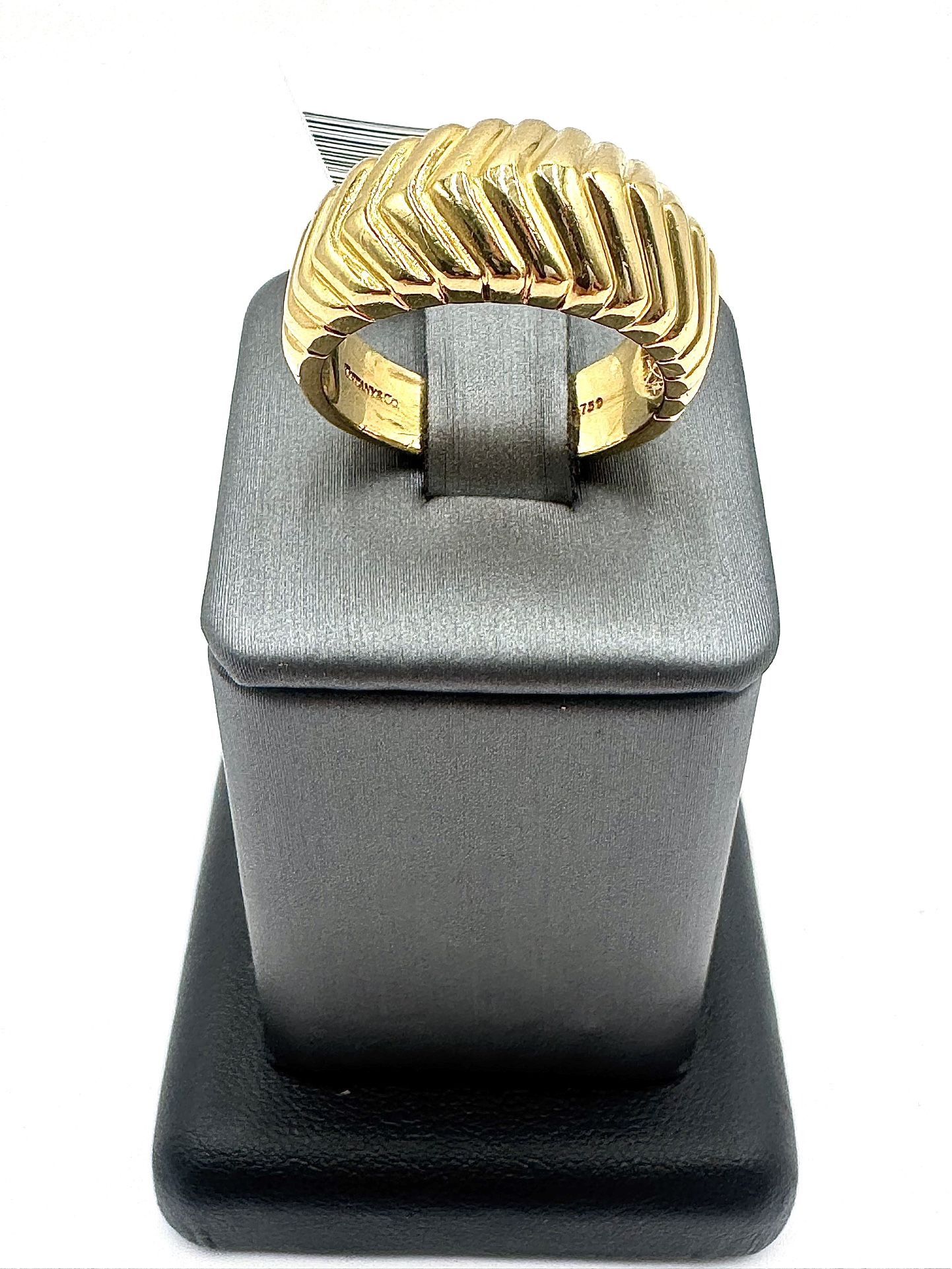 Vintage Tiffany & Co. 18K Gold Chevron Ring β 7.5 (10.8g)