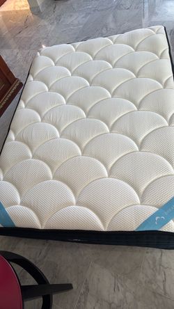 DreamCloud Hybrid Premier Full Mattress