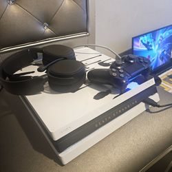 PS4 Pro Limited Edition 1tb 