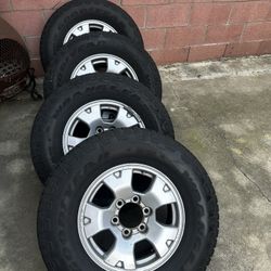 Tires Good Year, Set 265 70/R16