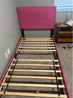 Pink twin bed free