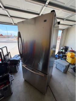 FREE Maytag Refrigerator – Works, Needs Repair or Great for Parts