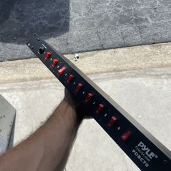 New PylePro PDBC70 1U Rack Mount AC Power Supply Strip