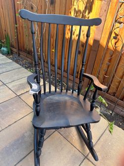 Rocking chair