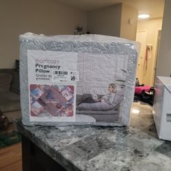 Pregnancy Pillow