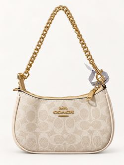 Coach New York Signature Chain Shoulder Bag