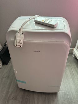 Insignia™ Portable Air Conditioner
