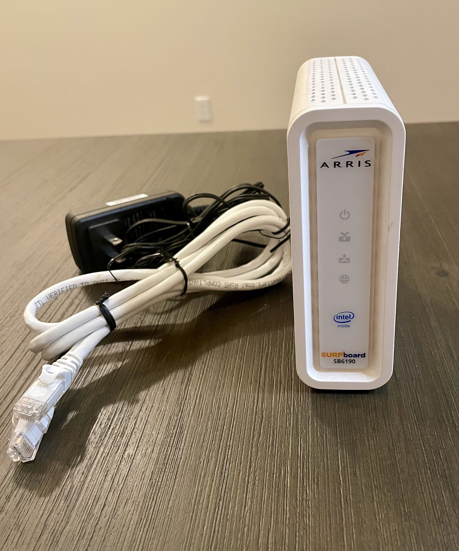 Arris SURFboard Cable Modem Model SB6190 DOCSIS 3.0 Xfinity and Cox Ready Used Tested