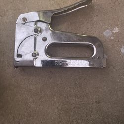 T25 stapler 
