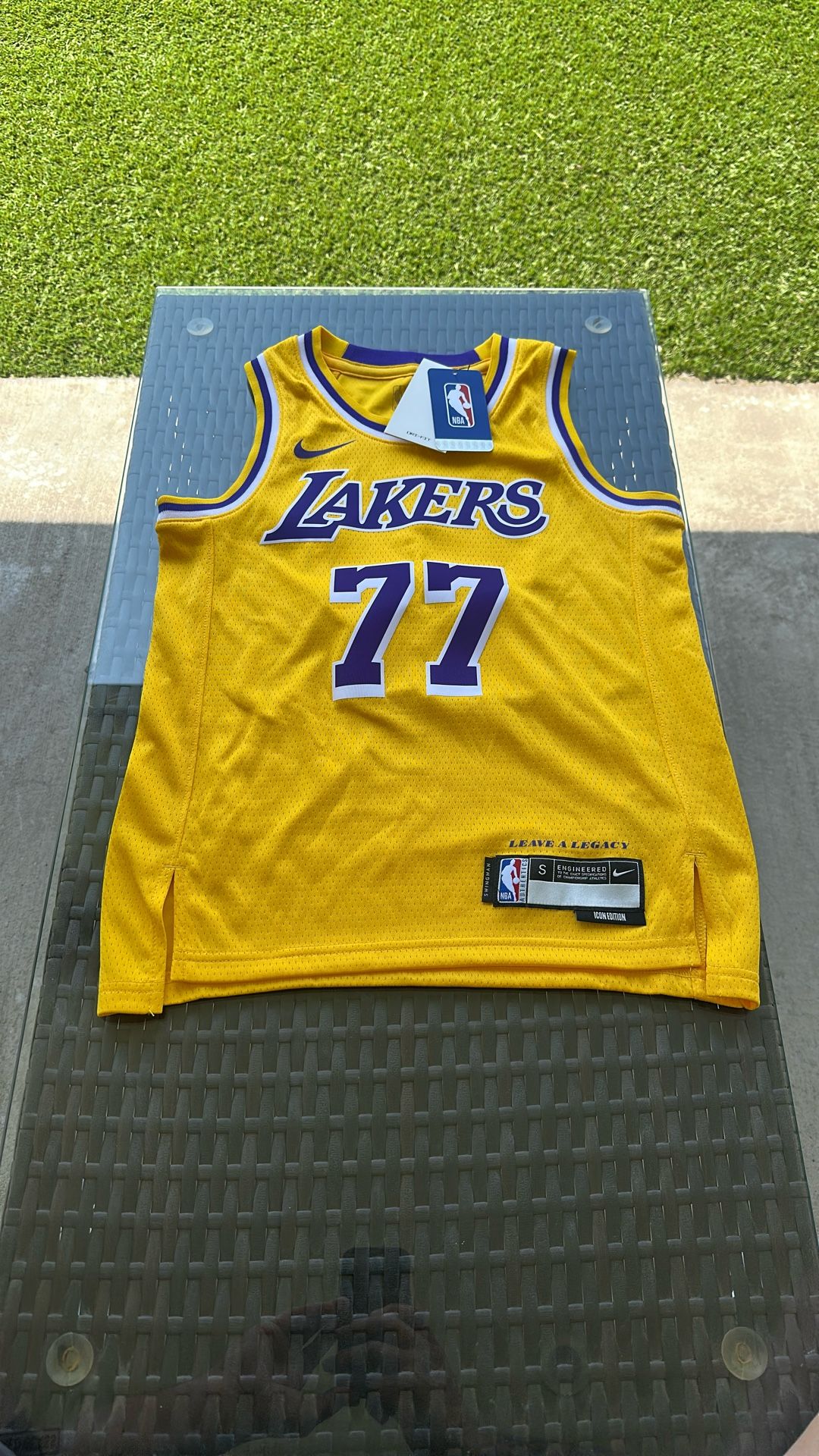 NBA Lakers Jersey Doncic
