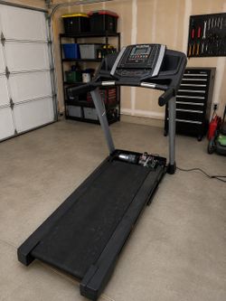 Nordic Track Treadmill works good