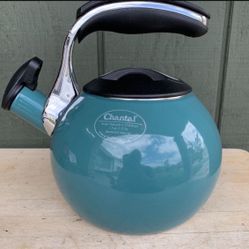 Chantal Swan Enamel on Steel Whistling Teakettle 1.8 Quart Aqua