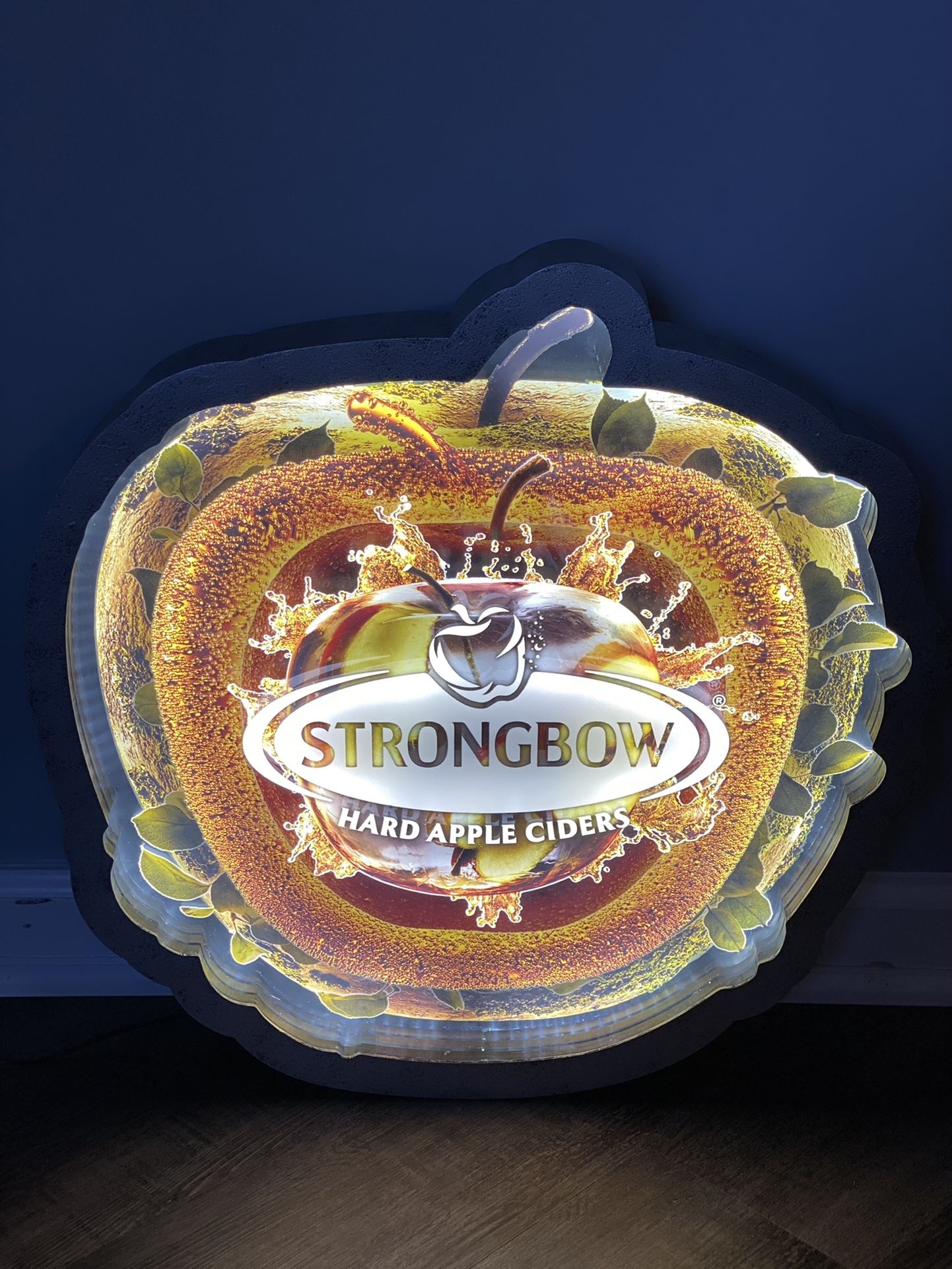 New In Box Strongbow LED Beer Sign