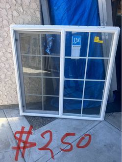 JELD-WEN V-2500 47-1/2-in x 47-1/2-in Left-Handed White with White Interior Vinyl Sliding Window With Anneale..