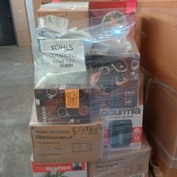 K@hls Customer returns Pallets toys, domestics, small kitchen appliances, NAME BRAND CLOTHING!!!!!!!