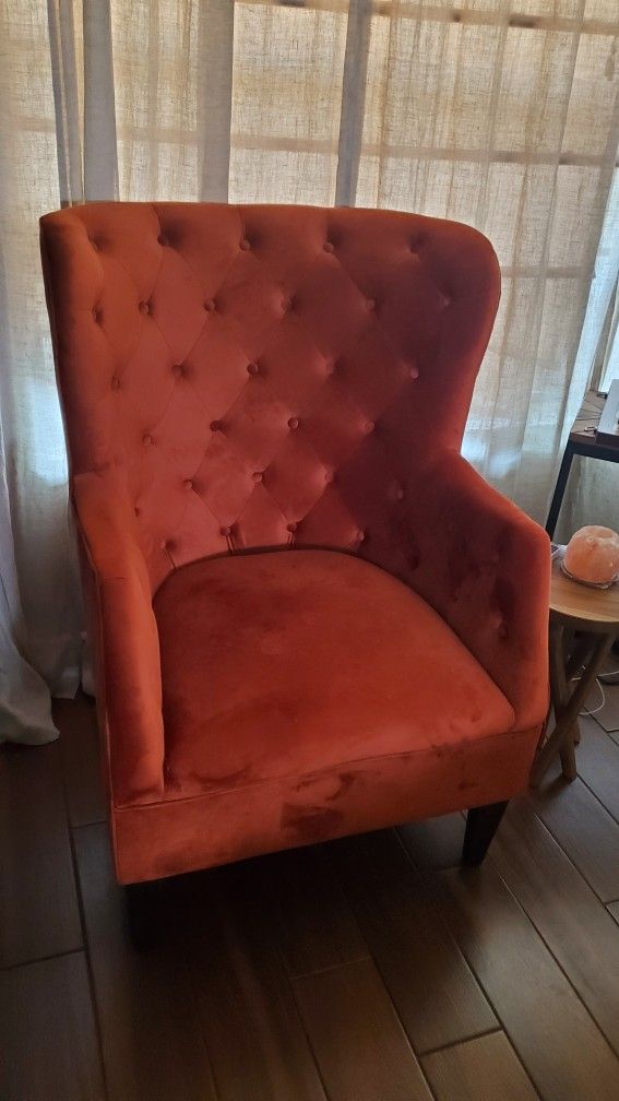 Arm Chairs (Set Of 2) !! Excellent !!